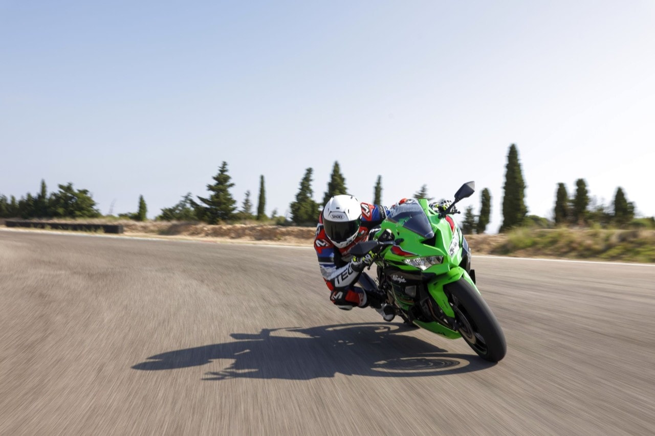 Kawasaki Ninja ZX-4 RR: baby screamer